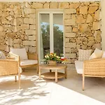 Mandorlo A 500 Mt Dal Mare Con Piscina Privata E Vista Mare *