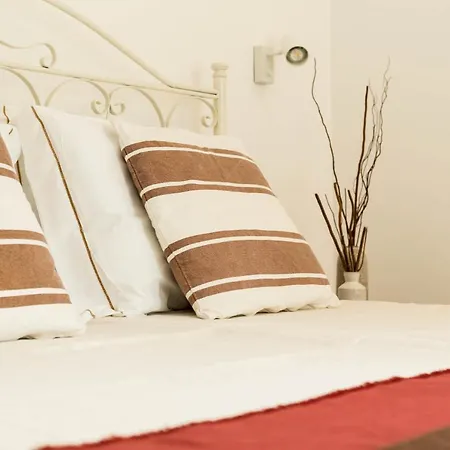 Mandorlo A 500 Mt Dal Mare Con Piscina Privata E Vista Mare *